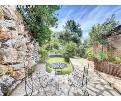 Se vende: Un lugar para llegar y quedarse: Villa mediterránea con alma y vistas