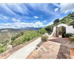 Se vende: Un lugar para llegar y quedarse: Villa mediterránea con alma y vistas