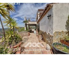Se vende: Un lugar para llegar y quedarse: Villa mediterránea con alma y vistas