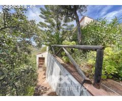 Se vende: Un lugar para llegar y quedarse: Villa mediterránea con alma y vistas