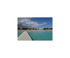 ¡Exclusiva Joya Costera! Apartamento de 3 Dormitorios con Amplia Terraza Privada