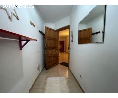 SE VENDE AMPLIO PISO EN PLENO CENTRO DE PUERTO DE POLLENSA
