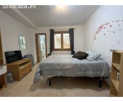 SE VENDE AMPLIO PISO EN PLENO CENTRO DE PUERTO DE POLLENSA