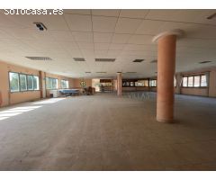 GRAN OPORTUNIDAD EN PLAYA DE MURO - LOCAL COMERCIAL DE 900 m² CON TERRAZA Y GRAN