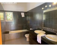 CHALET EXCLUSIVO CON PISCINA Y JACUZZI EN POLLENÇA