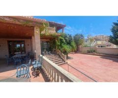 VILLA DE LUJO CON RESTAURANTE - ORIHUELA COSTA