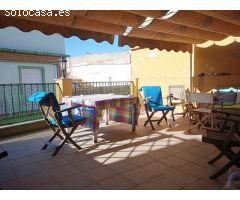 ESPECTACULAR CASA EN EL CENTRO DEL PUEBLO