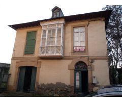 Casa con terreno en Cacabelos