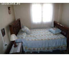 Casa con terreno en Cacabelos