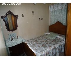 Casa con terreno en Cacabelos