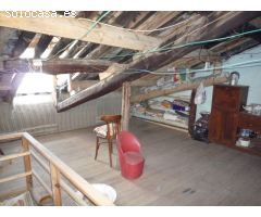 Casa con terreno en Cacabelos