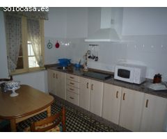 Casa céntrica en Cacabelos, a 50 mtr de la plaza del Ayuntamiento