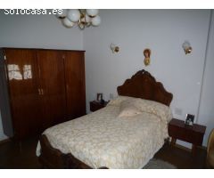 Casa céntrica en Cacabelos, a 50 mtr de la plaza del Ayuntamiento