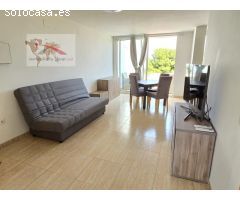 ATICO (actualmente 1 habitación muy amplia ) CON VISTAS AL GOLF