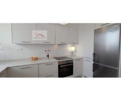 ATICO (actualmente 1 habitación muy amplia ) CON VISTAS AL GOLF