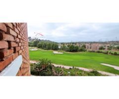 ATICO (actualmente 1 habitación muy amplia ) CON VISTAS AL GOLF