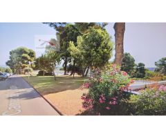 ATICO (actualmente 1 habitación muy amplia ) CON VISTAS AL GOLF