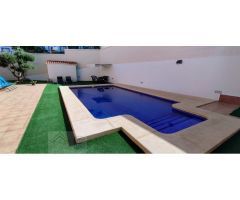 Impresionante Chalet Individual con Gran Privacidad