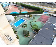 Apartamento reformado en zona Playa Levante de Benidorm. 2 dormitorios. Piscina.
