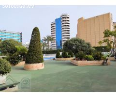 Apartamento reformado en zona Playa Levante de Benidorm. 2 dormitorios. Piscina.