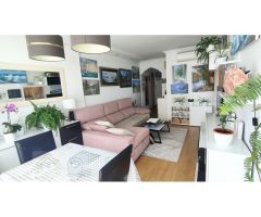 Piso en zona Levante de Benidorm. 2 dormitorios. Parking y piscina.