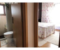 Piso en zona Levante de Benidorm. 2 dormitorios. Parking y piscina.