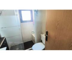 Piso en zona Levante de Benidorm. 2 dormitorios. Parking y piscina.