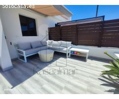 Bungalow con amplia terraza