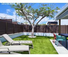 Bungalow con amplia terraza