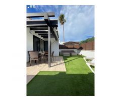 Bungalow con amplia terraza