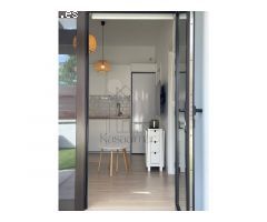 Bungalow con amplia terraza