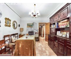 PISO EN JOSE LAGUILLO DE LOS GRANDES CON GARAJE Y TRASTERO INCLUIDOS EN PRECIO.