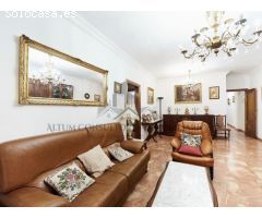 PISO EN JOSE LAGUILLO DE LOS GRANDES CON GARAJE Y TRASTERO INCLUIDOS EN PRECIO.