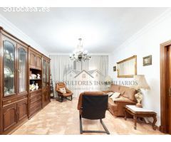 PISO EN JOSE LAGUILLO DE LOS GRANDES CON GARAJE Y TRASTERO INCLUIDOS EN PRECIO.