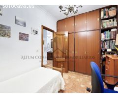 PISO EN JOSE LAGUILLO DE LOS GRANDES CON GARAJE Y TRASTERO INCLUIDOS EN PRECIO.