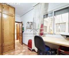 PISO EN JOSE LAGUILLO DE LOS GRANDES CON GARAJE Y TRASTERO INCLUIDOS EN PRECIO.