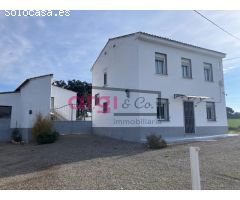 FINCA RÚSTICA CON TERRENO DE 11.600 m