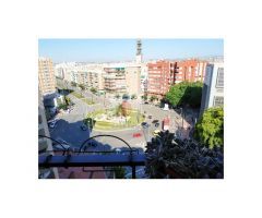 Piso Plaza Juan XXIII de 4 dormitorios en la plaza Juan XXIII