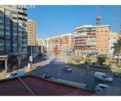 Estupenda vivienda de 3 dormitorios en Plaza Juan XXIII de Murcia
