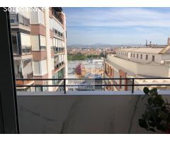 Piso de 2 dormitorios en Plaza circular