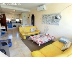 Apartamento con amarre para velero y garaje en Empuriabrava