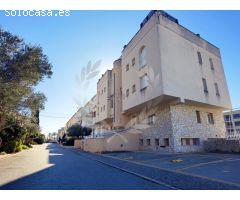 Apartamento con amarre para velero y garaje en Empuriabrava