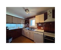 Apartamento con vistas al mar y parking