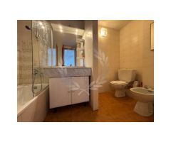 Apartamento con vistas al mar y parking