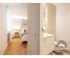 ¡Tu hogar de lujo en el corazón de Madrid, amueblado y listo para vivir!