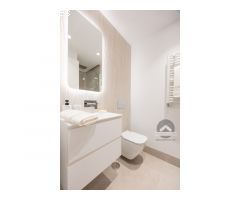 ¡Tu hogar de lujo en el corazón de Madrid, amueblado y listo para vivir!
