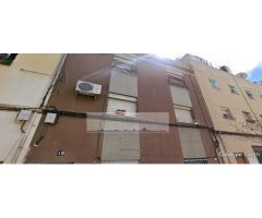 EDIFICIO EN BADALONA DE 9 VIVIENDAS CON RENTAB. DEL 6,5/ 7%