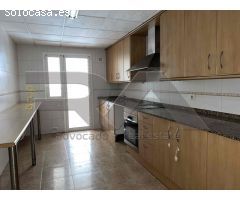 Piso 4 habitaciones con PK