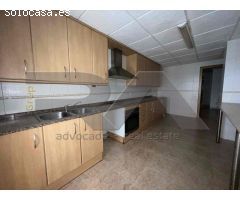 Piso 4 habitaciones con PK