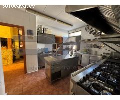 Restaurante y vivienda en Mont-ral
